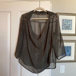 Beautiful blouse, size large